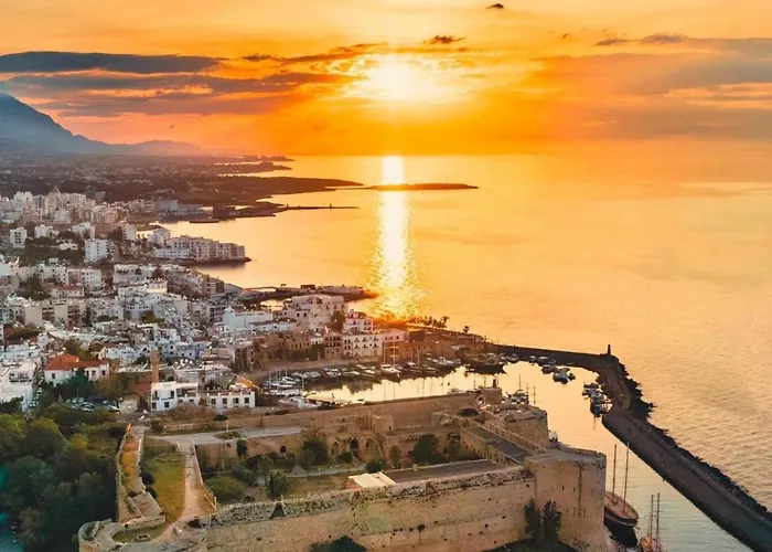 Large Mountain And Sea View Family Friendly Kyrenia (Northern Cyprus)