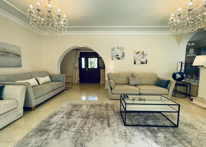 Vila Large Mountain And Sea View Family Friendly *