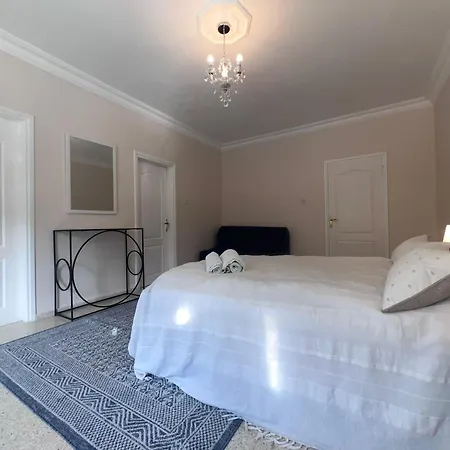 Large Mountain And Sea View Family Friendly *