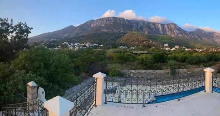 ヴィラ Large Mountain And Sea View Family Friendly *