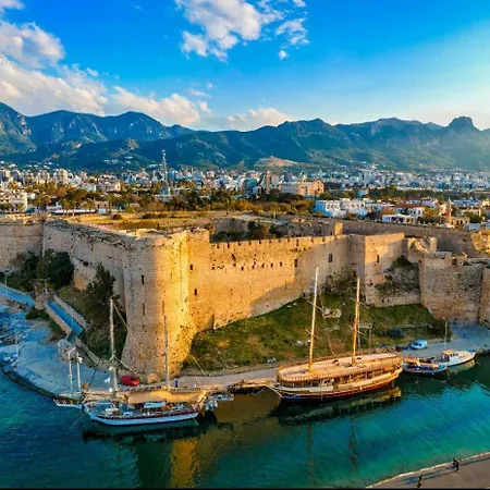 Villa Large Mountain And Sea View Family Friendly