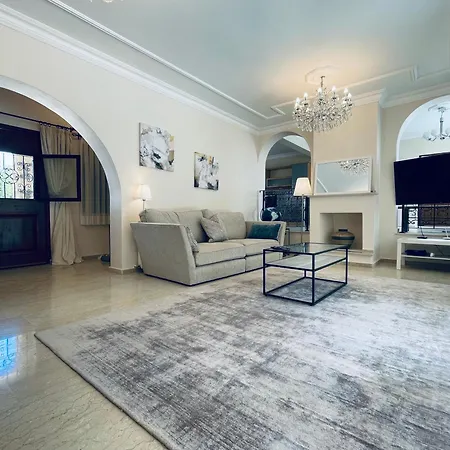 Large Mountain And Sea View Family Friendly *